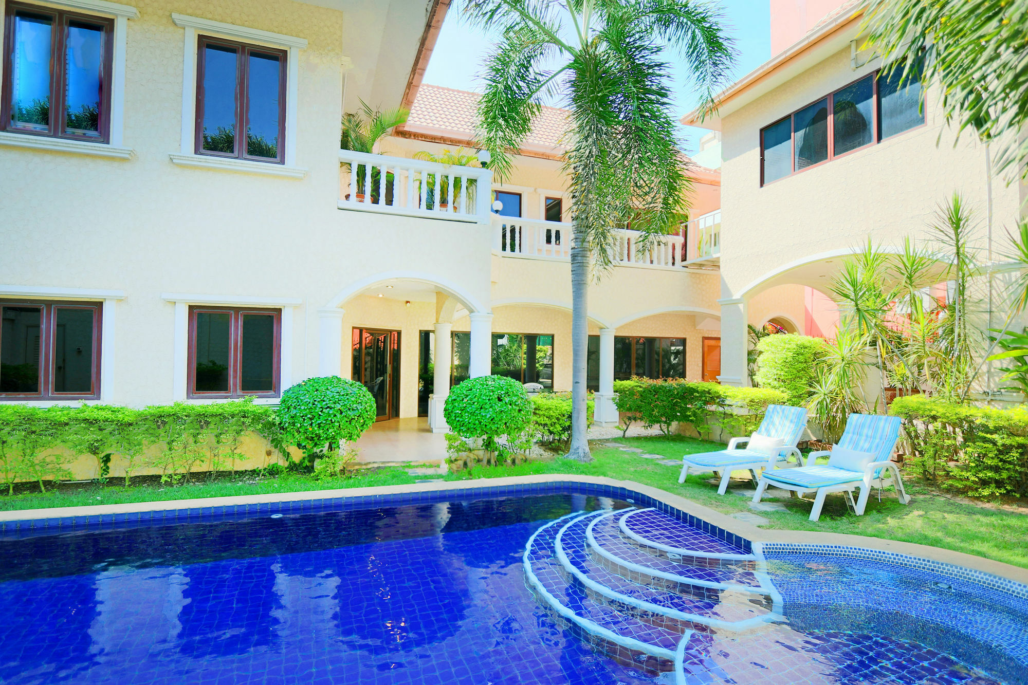 Pattaya Holiday Villas Landkreis Landkreis Bang Lamung Exterior foto